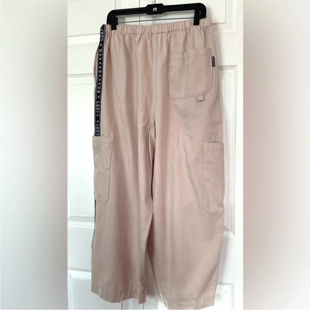 Savage X FENTY Women’s Pants Oversized Logo Wide Leg Pants New size Large - Picture 8 of 16